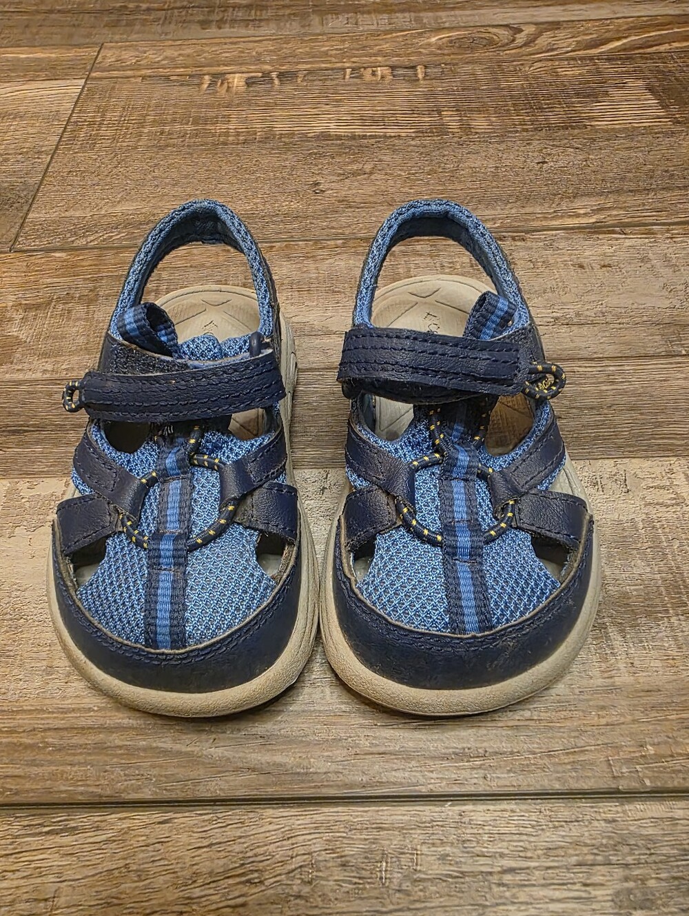 Toddler Size 7 Columbia Sandals